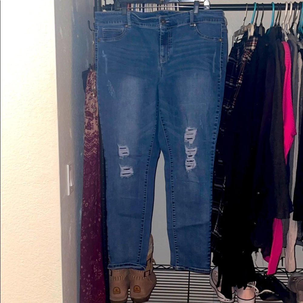 Maurices distressed jeans